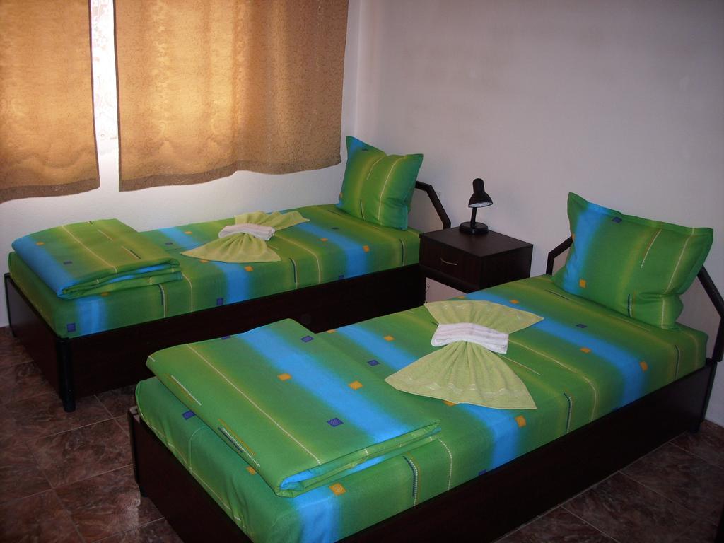Georgievi Guest House Pomorie Eksteriør bilde
